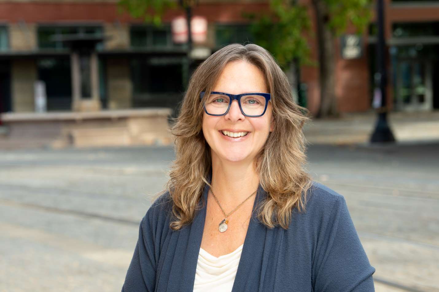 Janet Hull | Business Senior Associate | PAE